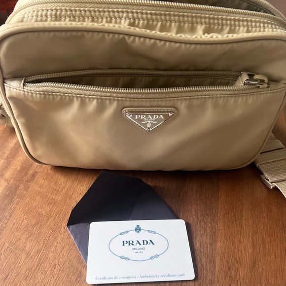 Prada Re-Nylon crossbody messenger bag - w/ receipt + authentication card - Picture 12 of 16